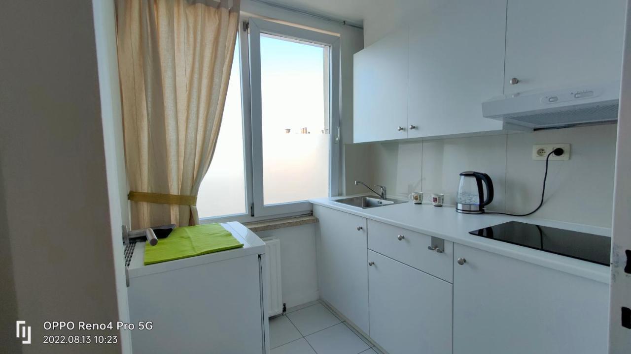 Mooi Slaapkamer! Proper En Compact Place Voor 3 Antwerpen Eksteriør billede